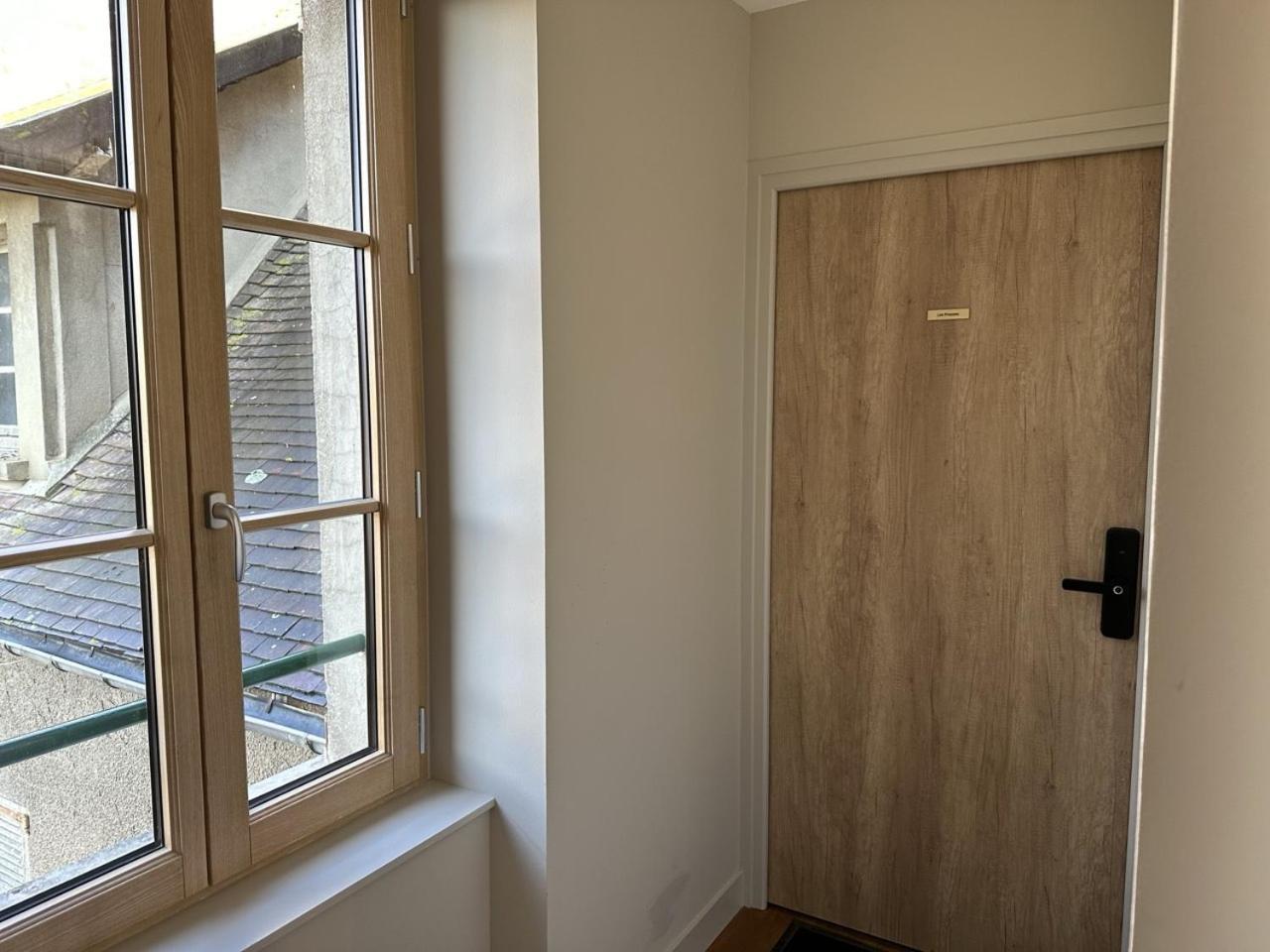 Les Suites Gueguen Chablis Buitenkant foto
