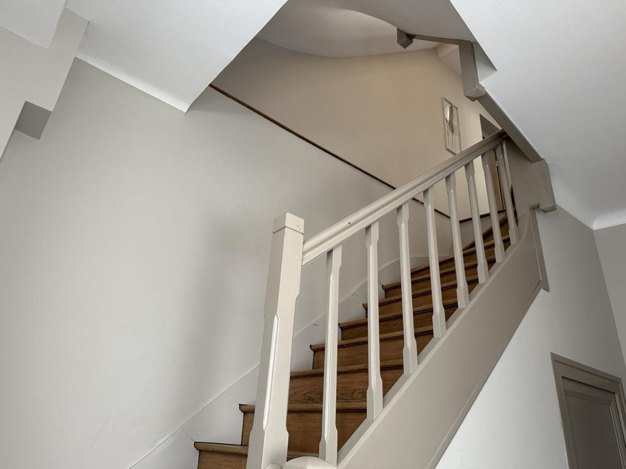 Les Suites Gueguen Chablis Kamer foto